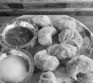 Panner momos (5 pcs) fried