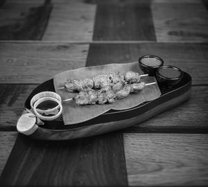 Chicken Reshmi Lasooni Kebab