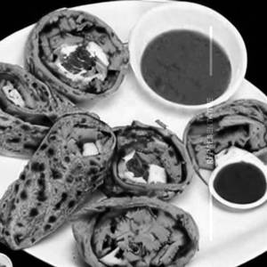 Makhani Soya Roll