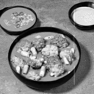 Broccoli & Baby Corn In Mandarin Sauce