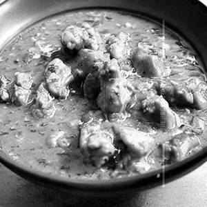 Diced Chicken in Green Sauce