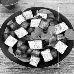Spicy Crispy Paneer Salad