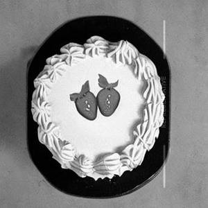 Fresh Fruit Cake 2 Pound