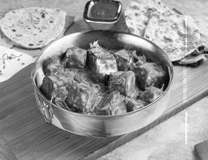 Paneer Musallam Lababdar