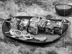 Paneer Achari Tikka