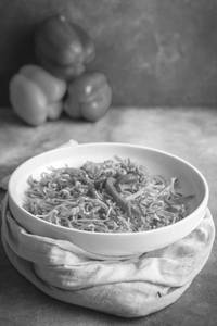Egg Hakka Noodles