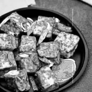 Medium Pepper Paneer