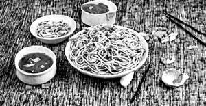 Burnt Garlic Chicken Noodles