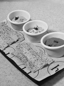 Lavash & Dip Plater