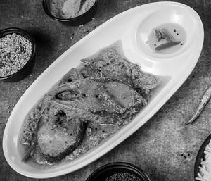 Illish/Hilsa Tel Jhaal [1pc]