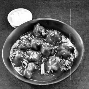 Veg Manchurian (gravy)