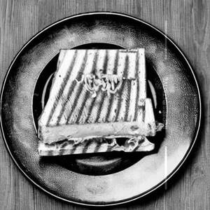 Aloo Matter Sandwich [Grill]