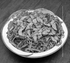 Egg & Chicken Hot Galric Noodles