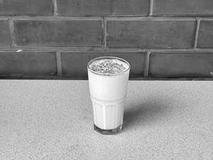 Chilled Dry Fruit Milk