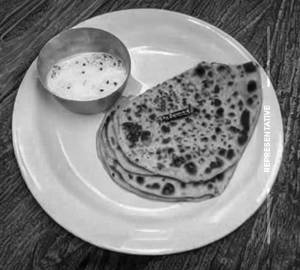 Paneer paratha