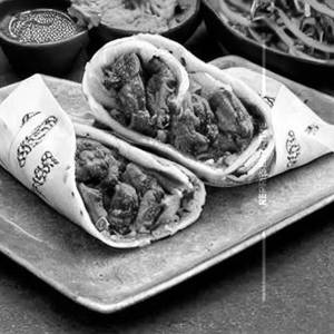 Shawarma full meat kuboos roll