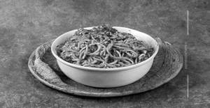 Schezwan Noodles Paneer