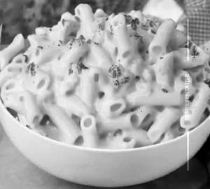 Cheesy Macaroni 