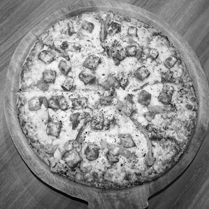 Tandoori Paneer Delight Pizza