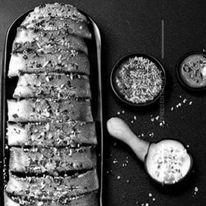 Roasted Garlic Bread