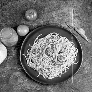 Spaghetti in Pesto Sauce