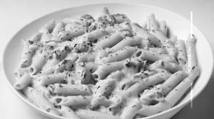 White sauce baked pasta