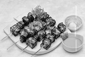 Achari Paneer Tikka