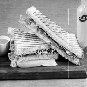 Egg Club Sandwich 