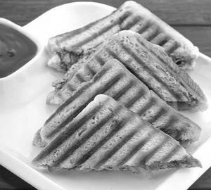 Chilli paneer sandwich