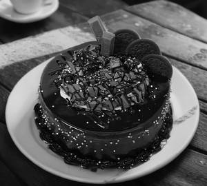 Kitkat Cake