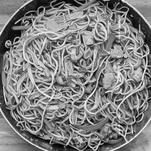 Egg Hakka Noodles