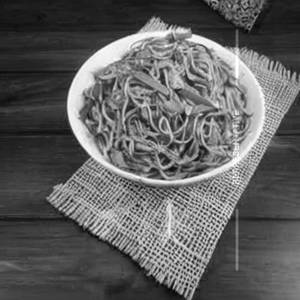 Veg hakka noodles