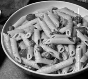 Mixed sauce pasta