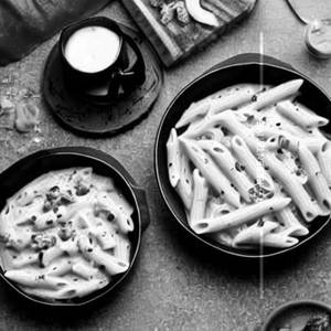 White sauce pasta non veg