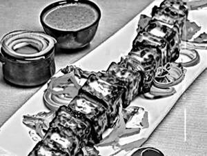 Tandoori Paneer Afghani Tikka Roll