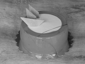 Strawberry cake [1 pound]