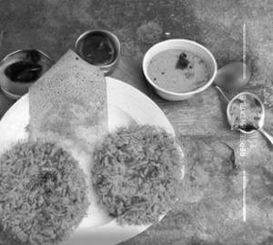 Ghee Onion Podi Uthappam