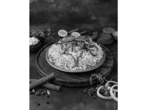 Shaan-e-lucknow Paneer Tikka Biryani