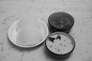 Idli Sambar (2pcs)