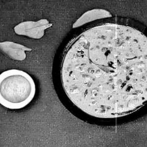 Methi matar malai