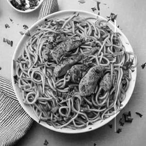 Brown Garlic Chicken Noodles