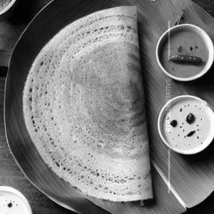 Rawa Paneer Plain Dosa