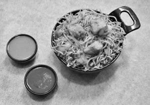 Schezwan fish noodles