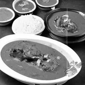 Martaban Chole Kulche