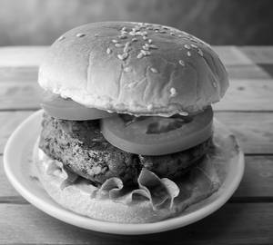 Classic veggie burger