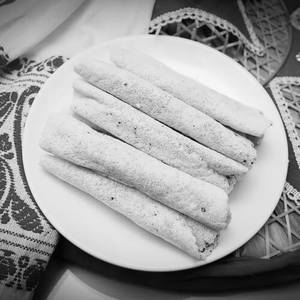 Till Pitha [10 Pieces]