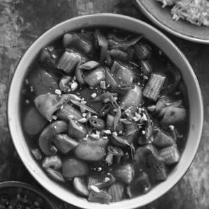 Mix Veg Hot In Garlic Sauce