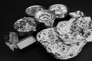 Half North Indian Family Combo [500 ML]Serves 4-5