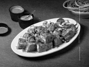 Chilly Paneer (dry/wet)