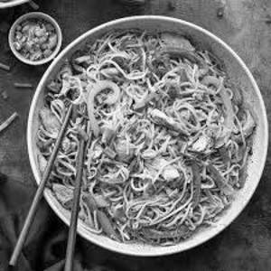 Chicken Hakka Noodles Large